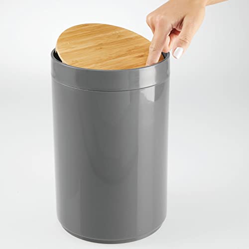 mDesign Plastic Round Trash Can Small Wastebasket - Garbage Bin Container with Swing-Close Lid - Bathroom Garbage Basket - Holds Waste, Recycling - 1.3 Gallon - Basa Collection - Charcoal Gray/Natural - color: Natural/Charcoal Grey