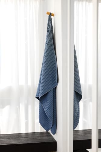 GEOMETRY Midnight Blue Waffle Bath - color: Midnight, size: 31" x 57" (1 Pack)