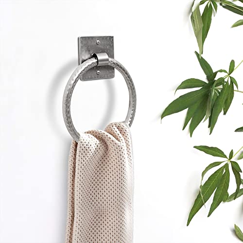 Monarch Abode Bathroom Towel Holder – 7-Inch Round Brushed Nickel Bathroom Hand Towel Holder for Bathrooms Wall, Metal Hand Hammered Towels Ring Wall Mount, Traditional Surface-Mounted Ring Hanger - color: Brushed Nickel, style: Traditional