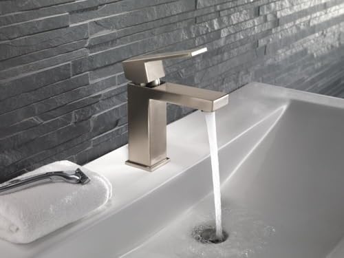 Delta Modern Brushed Nickel Bathroom Faucet 1 Hole, Single Hole Bathroom Sink Faucet for Vanity, Metal Push-Pop Drain Assembly, Stainless 567LF-SSPP - color: Stainless, size: 1.2 GPM Water Flow