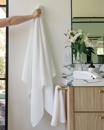 Cozy Earth Complete Waffle Bath Bundle, 60% Cotton 40% Viscose from Bamboo | Quick Dry and Ultra-Soft Waffle Weave Bath Towels, 4 Washcloths, 2 Hand Towels, 2 Bath Towels, 2 Bath Sheets, White - color: White