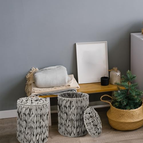 Ctosree 1.3 Gal Boho Wicker Trash Can with Lid, Grey | Polypropylene woven material; includes 100 garbage bags; for bedroom, office & laundry - color: Grey, style: Round