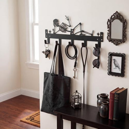 Kathfly Skull Over the Door Hooks Towel Hooks Heavy Duty Hanging Towel Rack Over Door Hanger, 5 Coat Hanger for Bedroom Bathroom Kitchen - color: Black, style: Skull