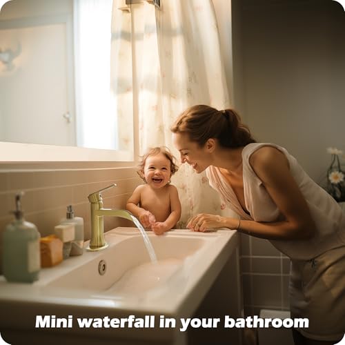 Brushed Gold Waterfall Bathroom Faucet Single Handle, 4 Inch 1 or 3 Hole Brass Bathroom Sink Faucets with Pop-Up Drain & Deck Plate for Vanity, Restroom, RV, Modern, 5 Mins Quick Install - color: Brushed Gold - Elegant