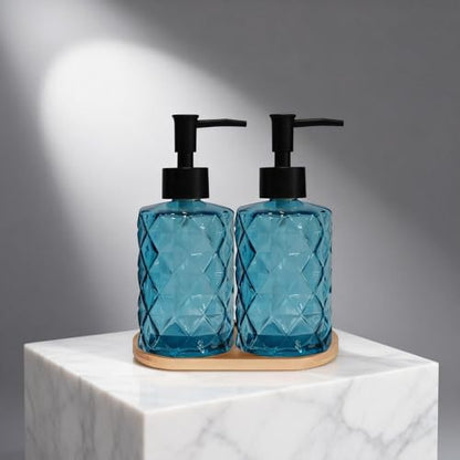 12oz Blue Glass Hand and Dish Soap Dispenser Set, Diamond Design, Set of 2 | Bathroom Soap Dispenser with Plastic Pumps, Bamboo Tray for Hand Wash & Dish Wash, for Bathroom Kitchen Countertop - color: Blue
