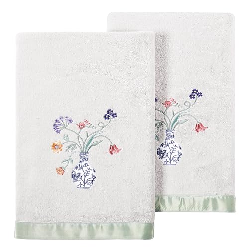 Floret 2-Piece Bath Towel Set, Charming Blue & White Vase Motif, Superior Turkish Cotton, Super Absorbent, Chic Bathroom Upgrade, 2 Bath Towels, Silver - color: Silver, size: 2 Pcs Bath Towel