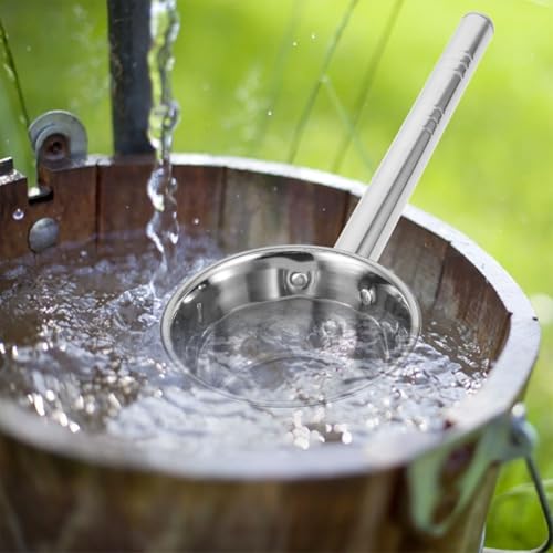 Stainless Steel Water Ladle with Long Handle, Bath Rinse Cup and Soup Dipper, Flat Bottom Kitchen Scoop for Household and Bathroom Use, 25x16 Cm