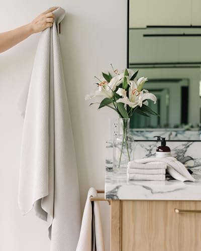 Cozy Earth Complete Waffle Bath Bundle, 60% Cotton 40% Viscose from Bamboo | Quick Dry and Ultra-Soft Waffle Weave Bath Towels, 4 Washcloths, 2 Hand Towels, 2 Bath Towels, 2 Bath Sheets, Light Grey - color: Light Grey