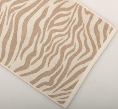 Everlayer Luxury Bath Towel, 1 Piece, 28 x 55 Inch, Made in Portugal | 500 GSM, 100% Combed Cotton, Utra-Soft & Plush, Reversible Design, Oeko-Tex Certified, Incl 1 Piece Bath Towel , Sand Allover - color: Sand Allover, size: Bath Towel, style: 1 Pc