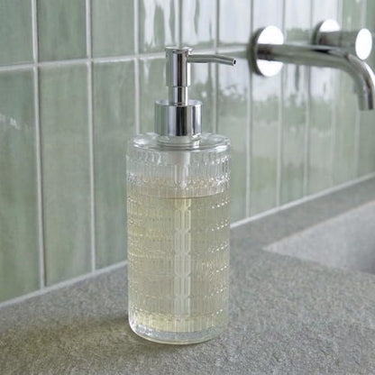 Fluted Glass Hand Soap Dispenser with Silver Slim Pump,17oz | Clear Ribbed Glass Bottle for Bathroom, Dish Soap Dispenser for Kitchen, Rust-Proof Pump - color: Silver Slim