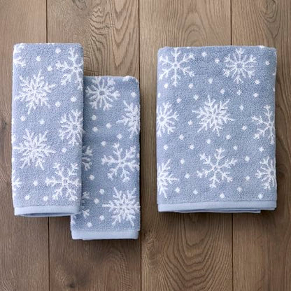 SKL Home Christmas/Winter Scattered Snowflakes Bath Towel, Blue | 100% Cotton. 500 GSM weight. Soft & absorbent. Reversible jacquard pattern. Great for holiday gifting. - color: Scattered Snowflakes (Blue), style: Bath Towel