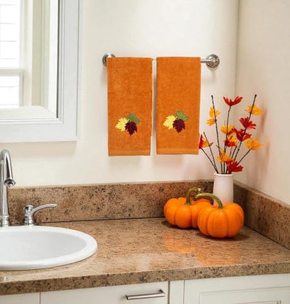 Serafina Home Fall Hand Towels: Farmhouse Terracotta Rust with Autumn Leaves of Burgundy Green and Yellow Design, 100% Cotton, 2 Piece Set, 16" x 25" - color: Leaves