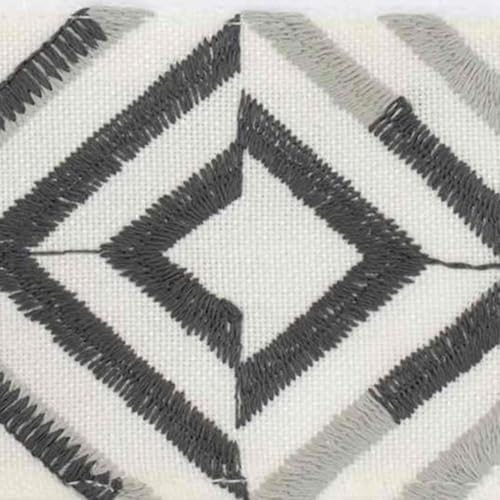 Avanti Linens - Hand Towel, Soft & Absorbent Cotton (Harlow Collection, White) - color: White, size: Hand Towel