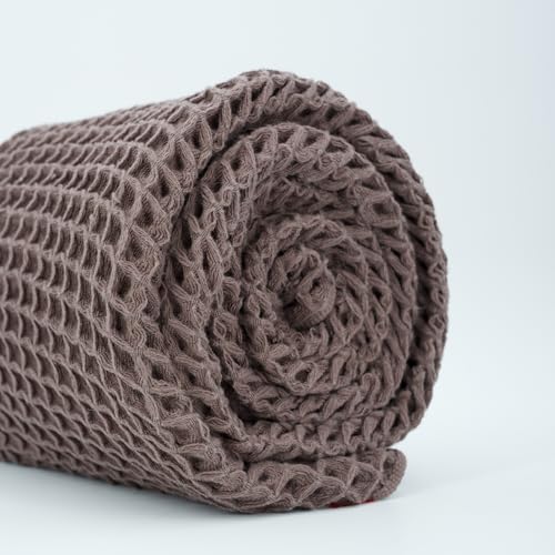 Luxury Organic Japanese Cotton Waffle Bath Towel | Thick, Absorbent, Quick Dry Bathroom Towels for Shower, Sauna, Onsen| Hotel & Spa Quality, Gift-Ready (Dark Cocoa, Hand Towel, 32" x 16") - color: Dark Cocoa, style: Hand Towel