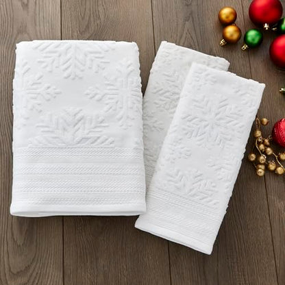 SKL Home Christmas/Winter Subtle Snowflakes Bath Towel, 100% Cotton, White | 550 GSM. Soft & absorbent. Textured jacquard pattern. Great for use in the bathroom, kitchen or bar & gifting. - color: Subtle Snowflakes, style: Bath Towel