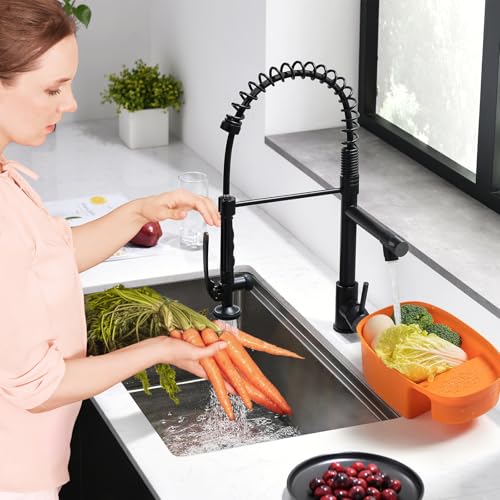 Fapully Black Kitchen Faucet,Commercial Pull Down Kitchen Sink Faucet | with Sprayer, 360 Swivel, 1.8GPM Water Flow - color: Matte Black, style: Classic
