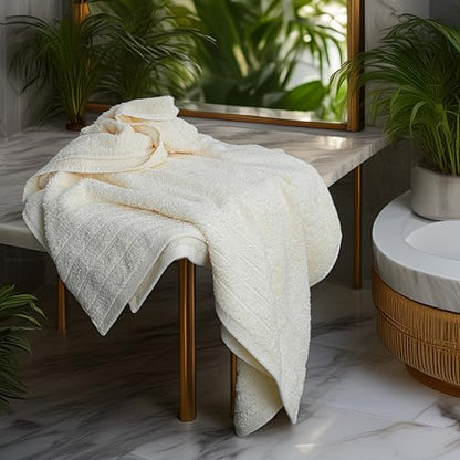 4 Piece Extra Large Bath Towels 30 x 60 Inches, Cream | 100% Cotton, Larger & Lighter Weight, Quicker to Dry, Super Soft and Absorbent, Perfect for Bathroom - color: Cream